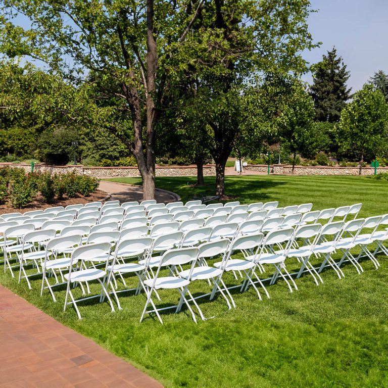 1500px_LulusPartyRentals_AdobeStock_92769723